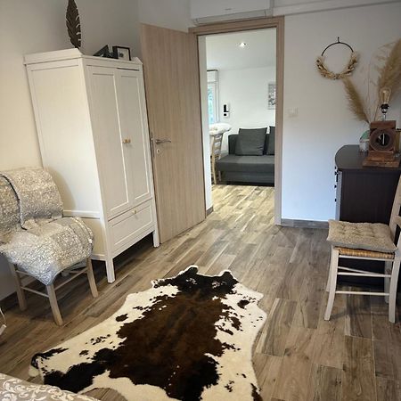 La Maisonnette De Chantecoucou Le Cannet-des-Maures Εξωτερικό φωτογραφία